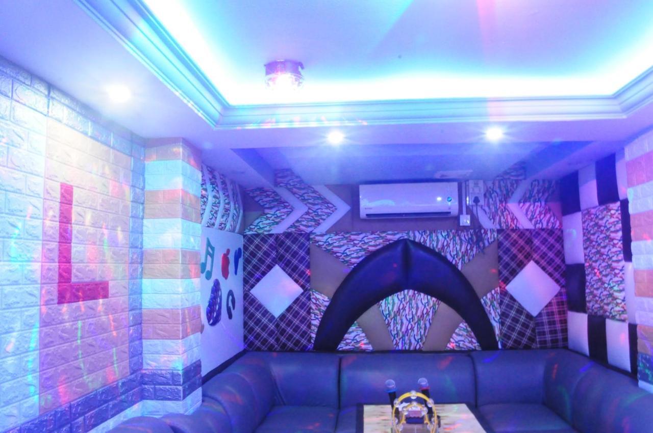 Pathein Nay Chi Lin Hotel מראה חיצוני תמונה